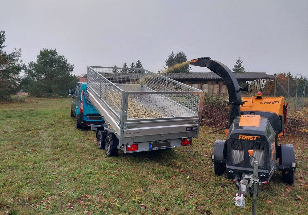 Gartenbaumaschine